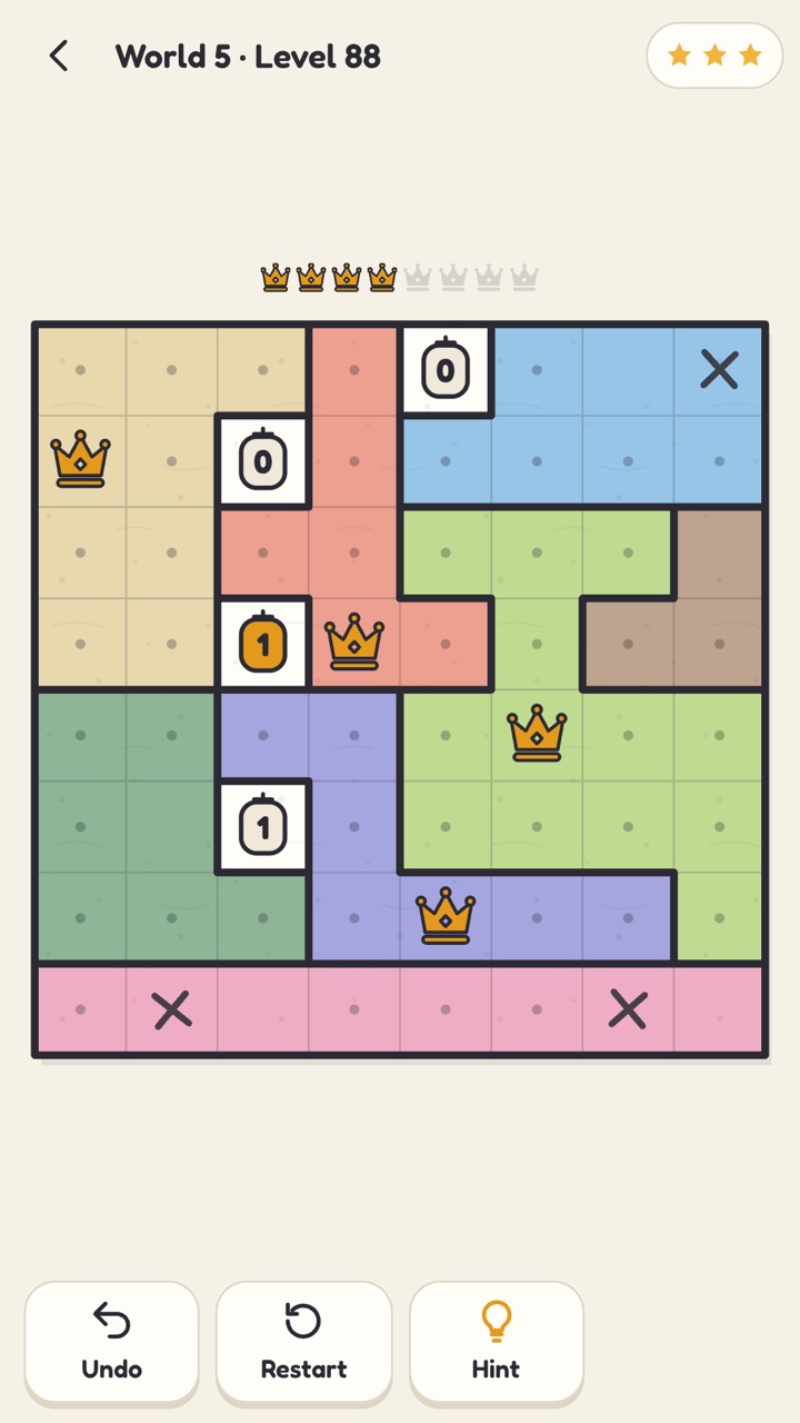 Lone Crown mid-solve: a board of coloured regions with lanterns, four crowns placed and the squares they rule out dotted